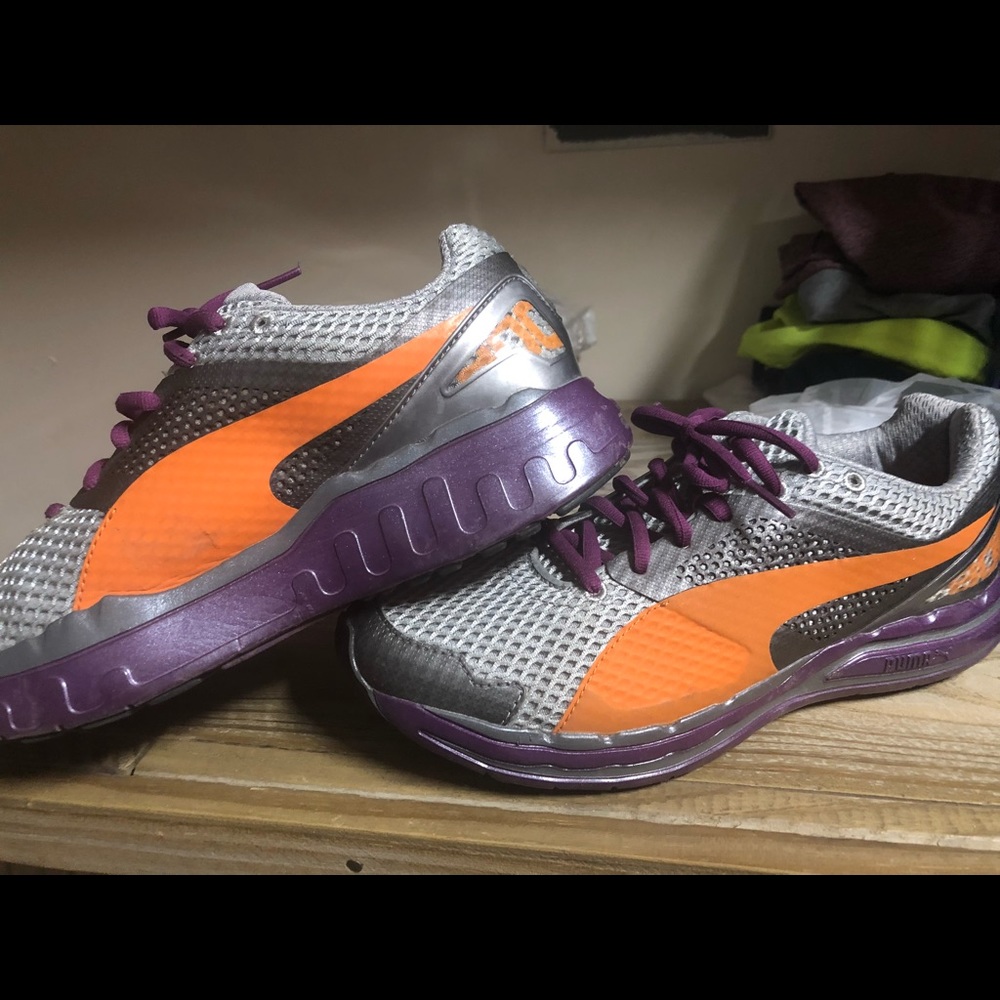 PUMA ATHLETIC SHOES